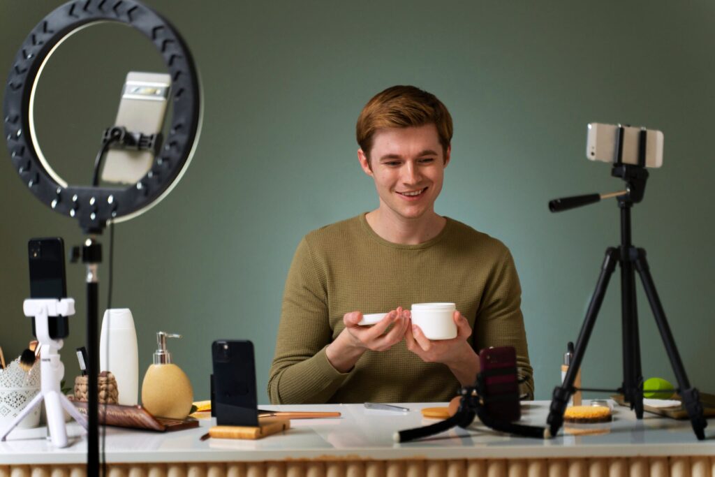 LOMBARDIA ECONOMY - La Creator Economy vale 528 miliardi